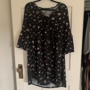 floral bell sleeve maternity dress